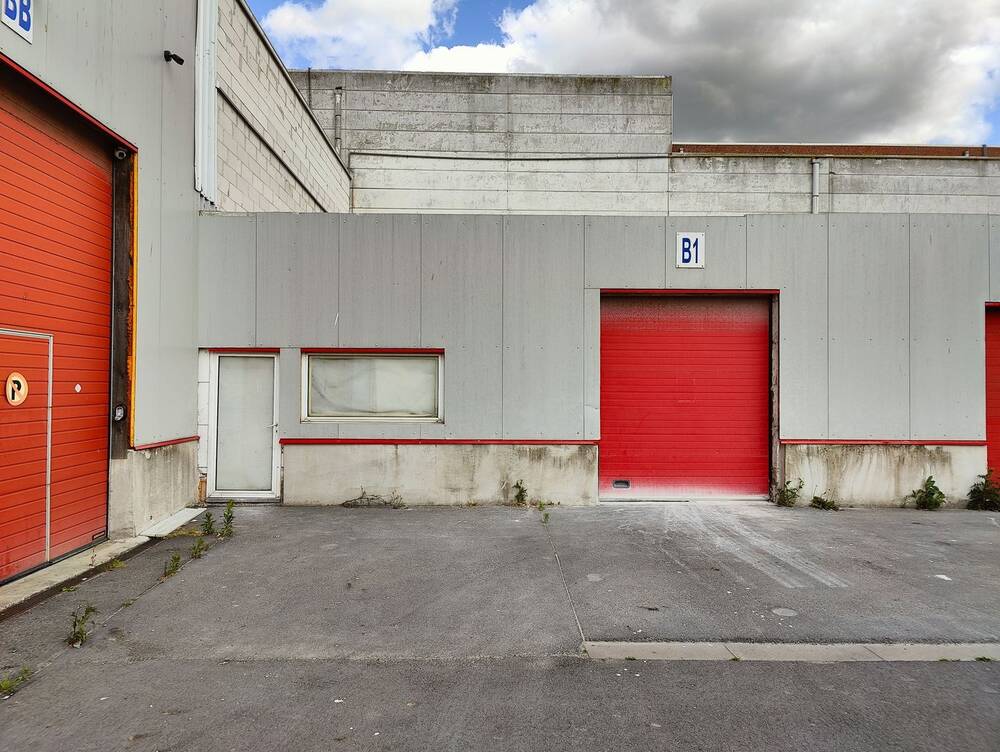 Handelszaak te  huur in Oostende 8400 550.00€  slaapkamers 112.00m² - Zoekertje 516396