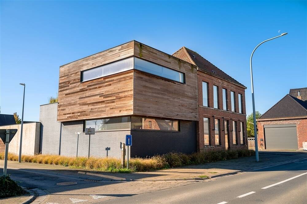 Mixgebouw te  koop in Spiere 8587 850000.00€ 3 slaapkamers 320.00m² - Zoekertje 516110