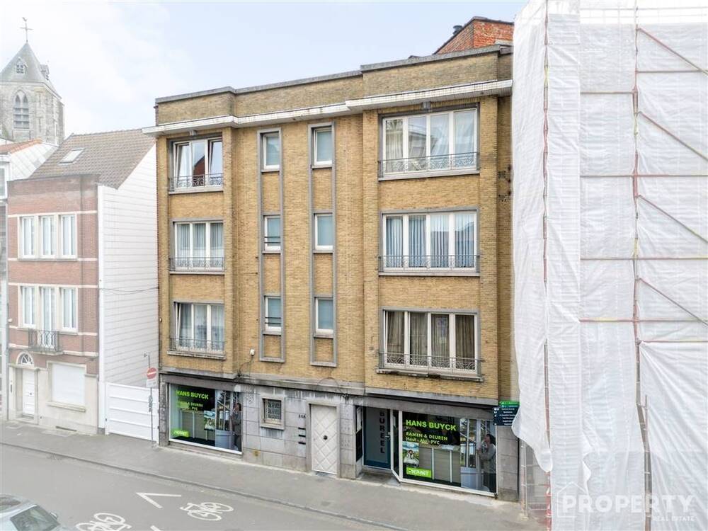 Appartementsgebouw te koop in Kortrijk 8500 675000.00€ 6 slaapkamers 85.00m² - Zoekertje 515489