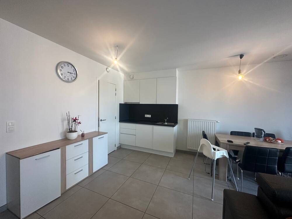 Appartement te huur in Oostende 8400 780.00€ 2 slaapkamers m² - Zoekertje 515358