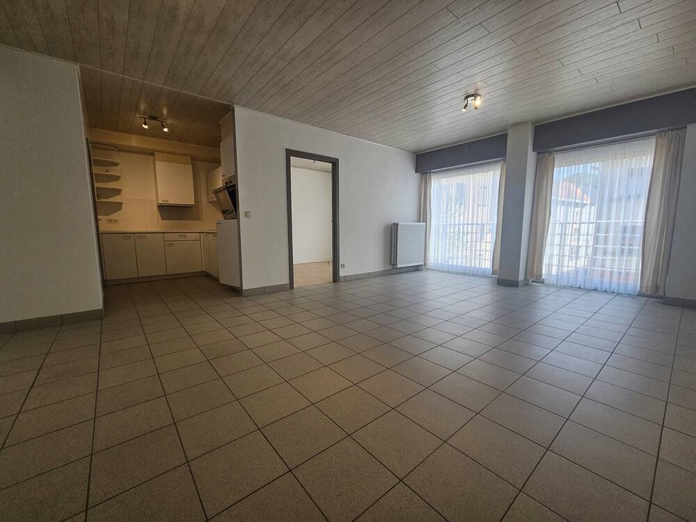 Appartement te koop in Kortrijk 8500 174000.00€ 2 slaapkamers 72.00m² - Zoekertje 519020