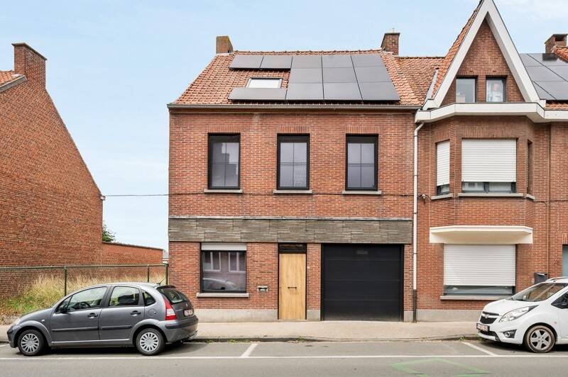 Huis te koop in Moorslede 8890 219000.00€ 3 slaapkamers 209.00m² - Zoekertje 518161