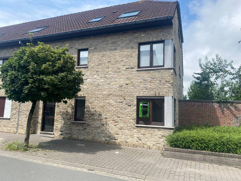 Huis te  huur in Sint-Eloois-Vijve 8793 710.00€ 1 slaapkamers m² - Zoekertje 520423