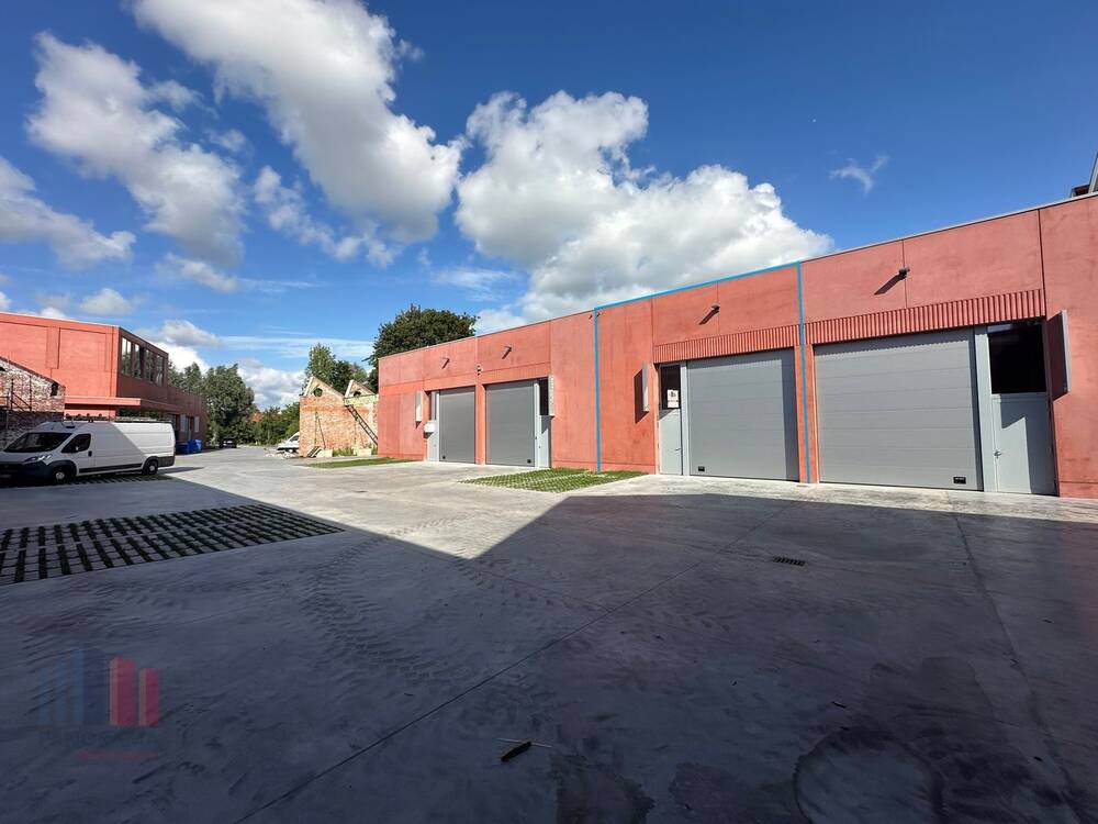 Handelszaak te huur in Kortrijk 8500 1100.00€ slaapkamers 189.00m² - Zoekertje 520576