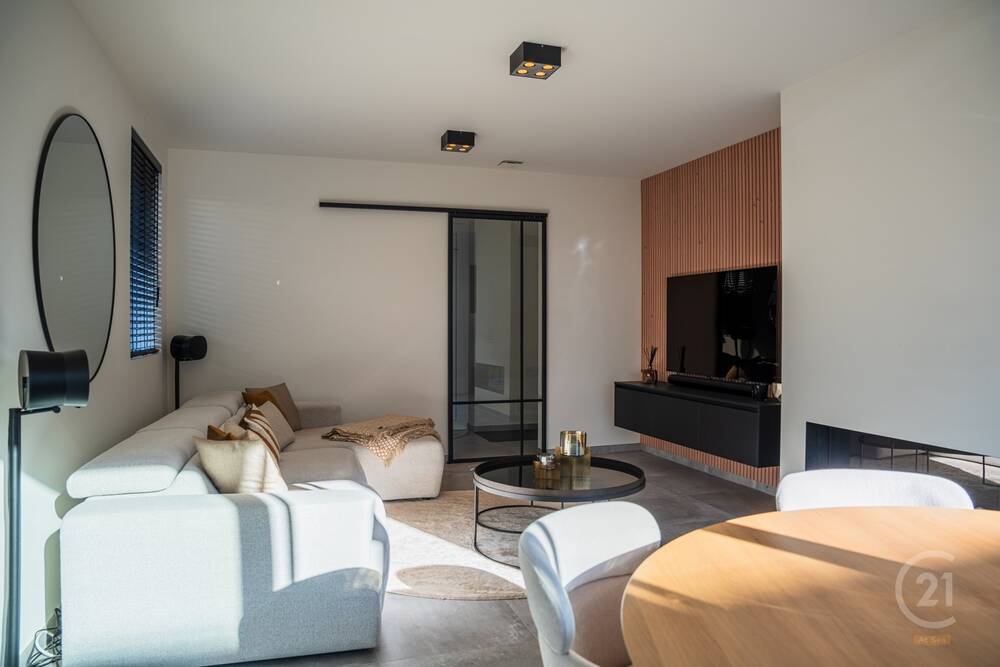 Huis te  koop in Lombardsijde 8434 520000.00€ 4 slaapkamers 189.00m² - Zoekertje 520677