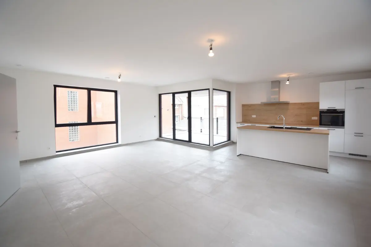 Huis te  huur in Kortemark 8610 975.00€ 2 slaapkamers 140.00m² - Zoekertje 520500