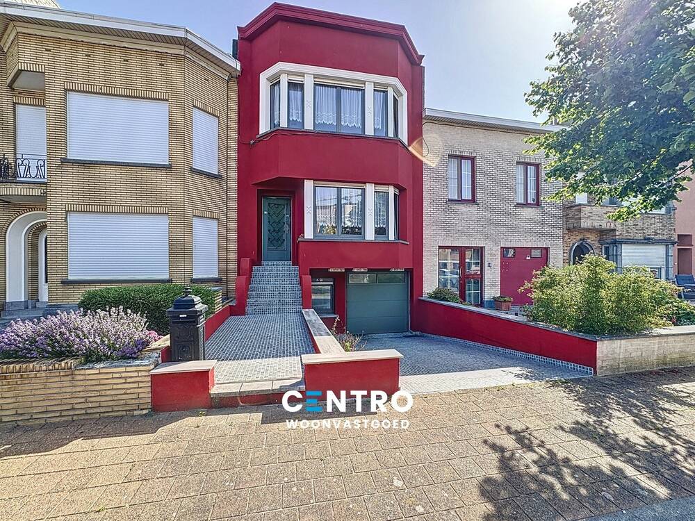 Huis te koop in Blankenberge 8370 319900.00€ 5 slaapkamers 249.00m² - Zoekertje 521430