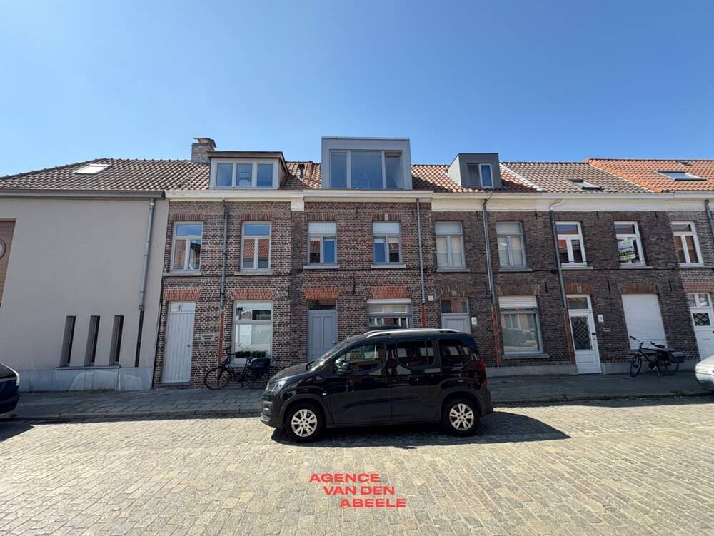 Huis te  huur in Brugge 8000 1095.00€ 2 slaapkamers 97.00m² - Zoekertje 521689