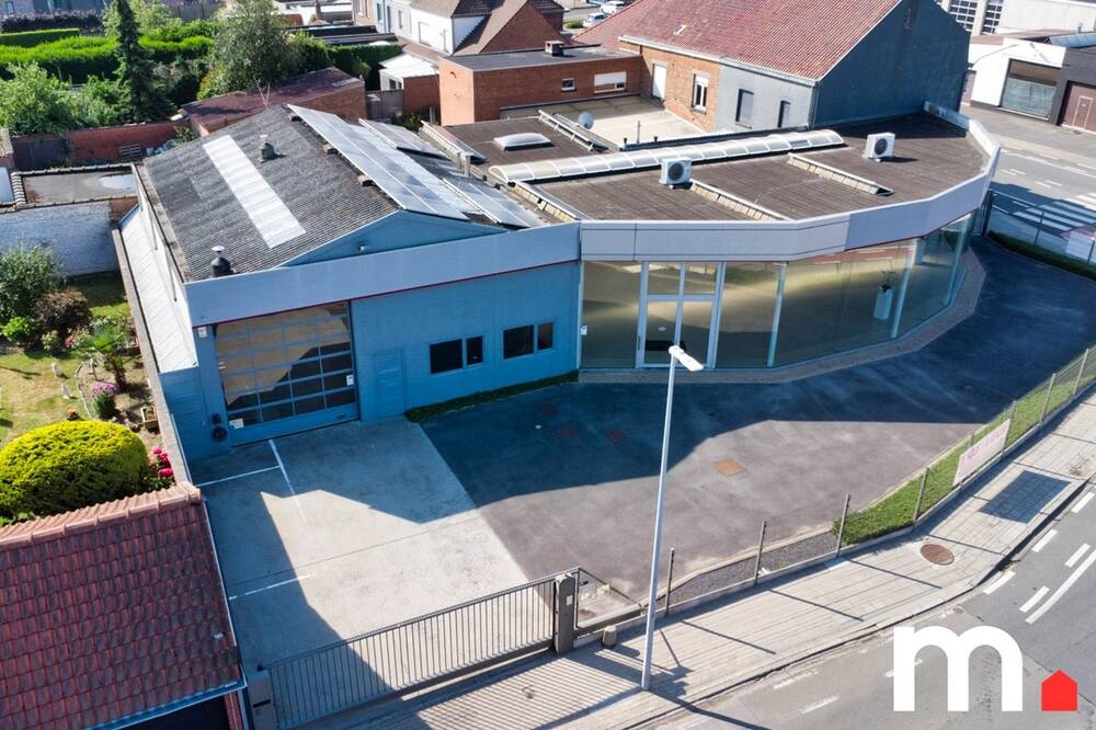 Handelszaak te koop in Rekkem 8930 650000.00€ slaapkamers m² - Zoekertje 521678