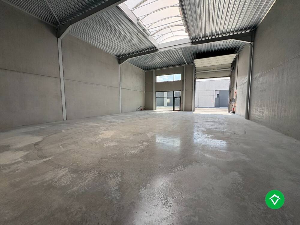 Handelszaak te koop in Ichtegem 8480 325000.00€ slaapkamers m² - Zoekertje 521662