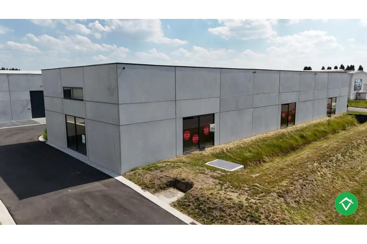 Handelszaak te  koop in Ichtegem 8480 311000.00€  slaapkamers m² - Zoekertje 521664