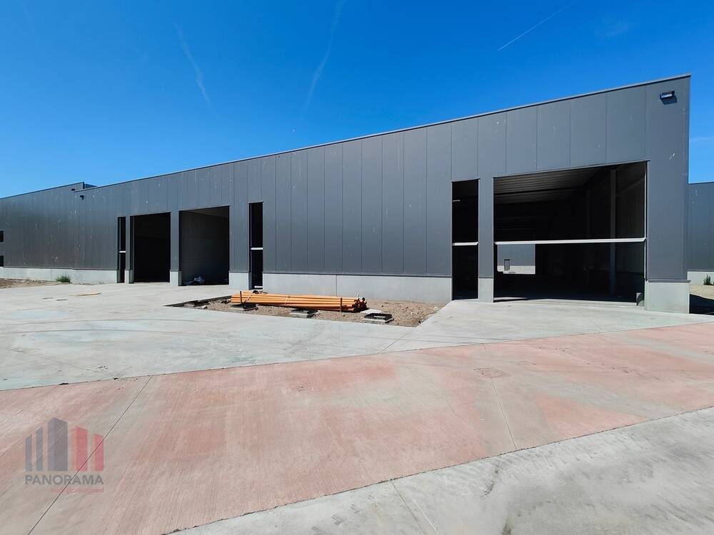 Handelszaak te koop in Brugge 8000 666711.00€ slaapkamers 412.00m² - Zoekertje 521356