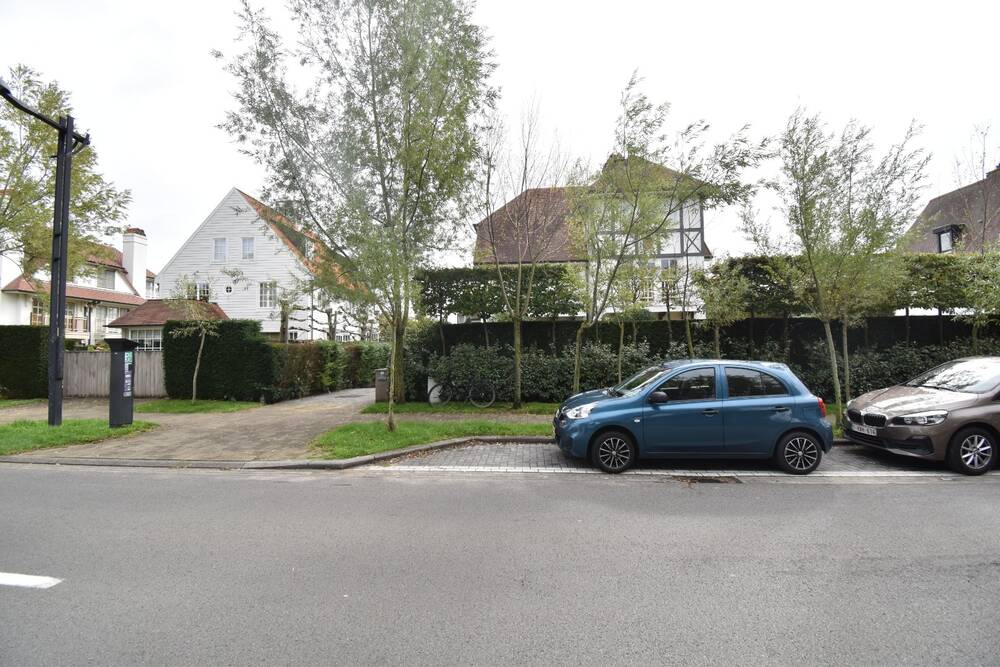 Parking & garage te huur in Knokke 8300 150.00€ slaapkamers m² - Zoekertje 522053