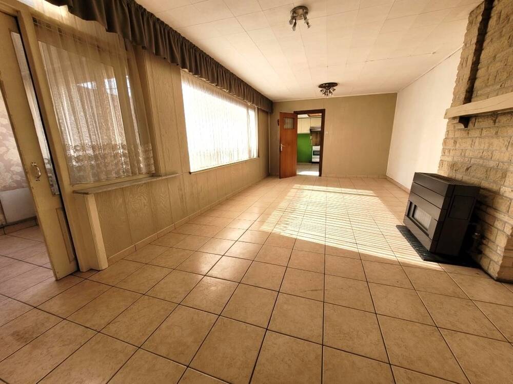 Huis te  koop in Gistel 8470 245000.00€ 4 slaapkamers m² - Zoekertje 522471
