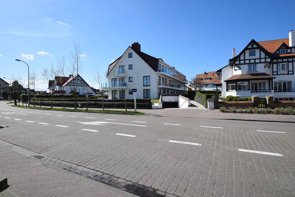 Parking & garage te huur in Knokke 8300 115.00€ slaapkamers m² - Zoekertje 522044