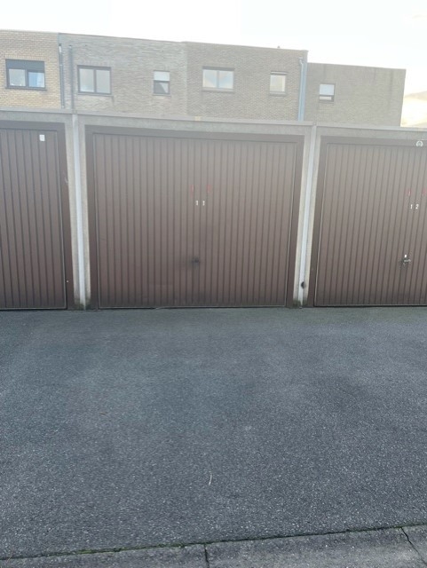 Parking & garage te huur in Heist-aan-Zee 8301 90.00€ slaapkamers m² - Zoekertje 522039
