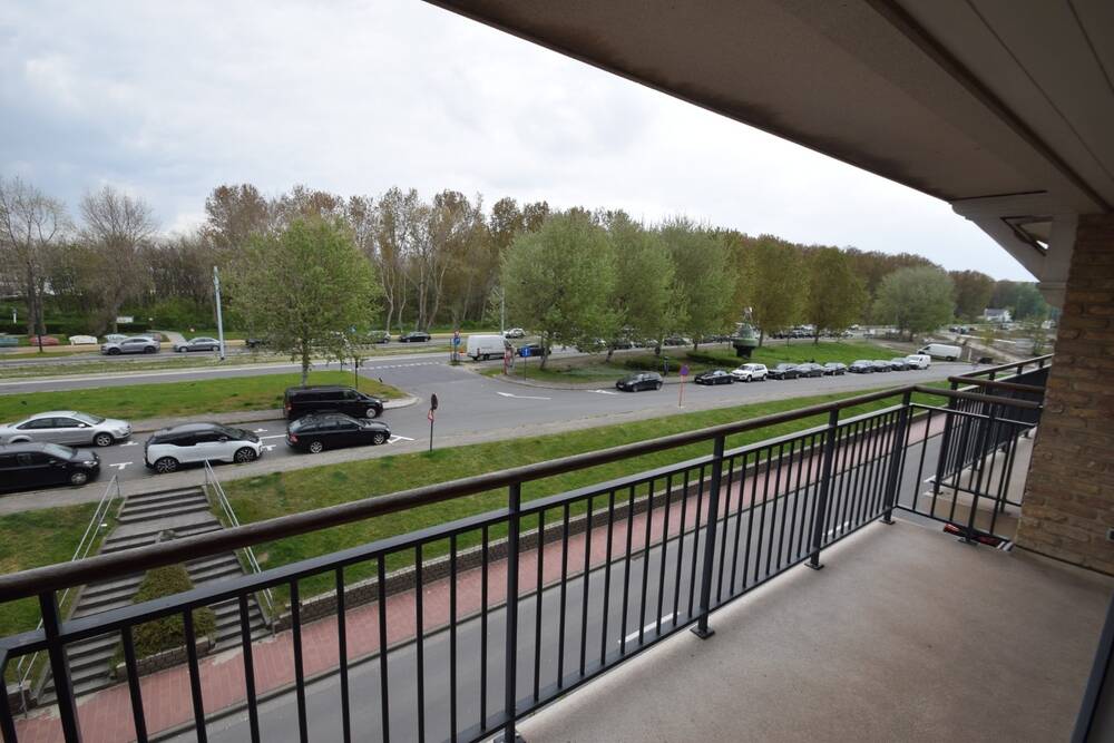 Appartement te  huur in Heist-aan-Zee 8301 900.00€ 2 slaapkamers 100.00m² - Zoekertje 522045