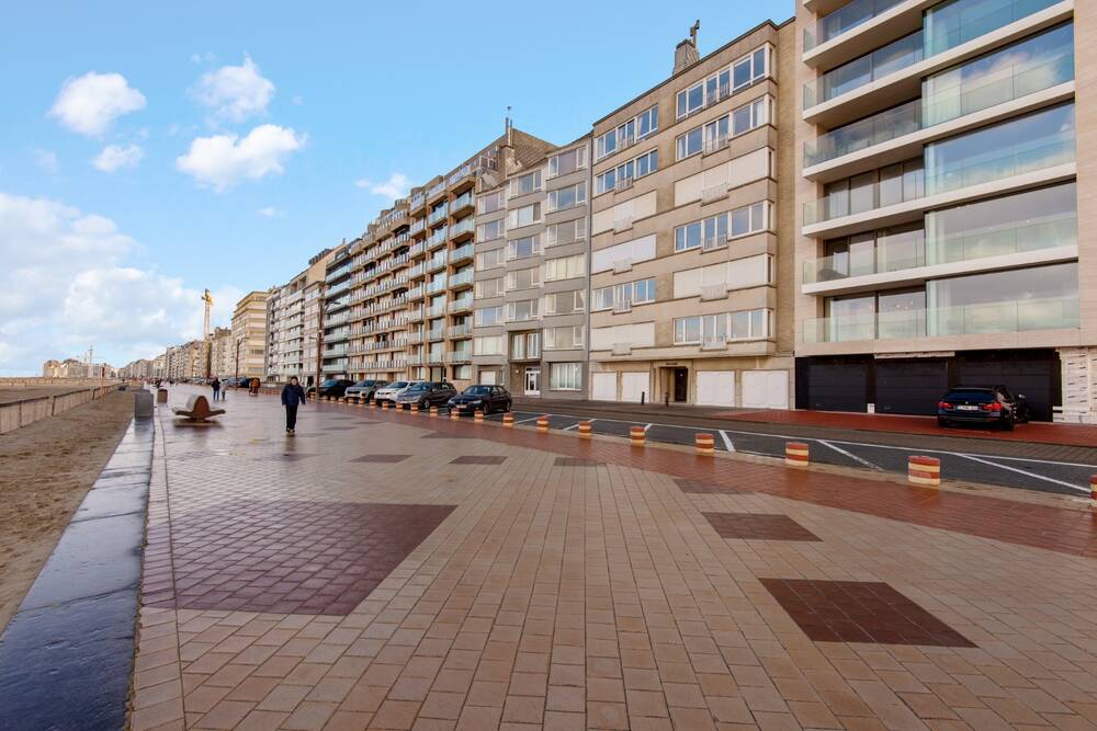 Appartement te  huur in Heist-aan-Zee 8301 1550.00€ 4 slaapkamers 121.00m² - Zoekertje 522059