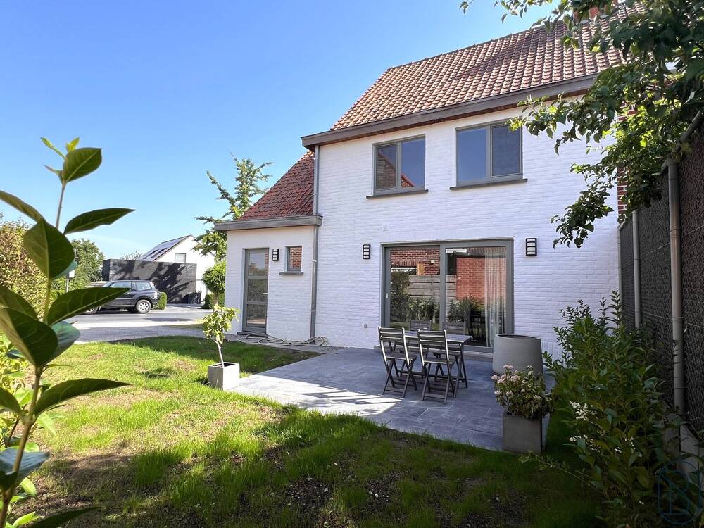 Huis te koop in Oostrozebeke 8780 325000.00€ 3 slaapkamers 160.00m² - Zoekertje 522899