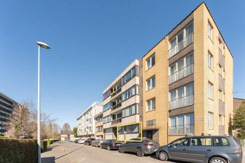 Appartementsgebouw te  koop in Roeselare 8800 120000.00€ 2 slaapkamers 79.00m² - Zoekertje 521944