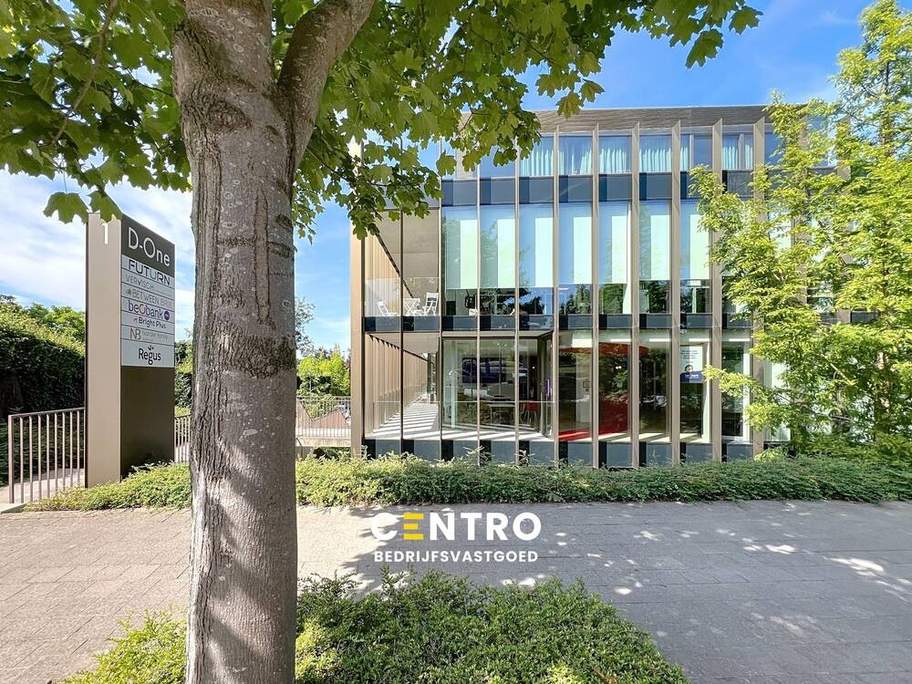 Handelszaak te  huur in Kortrijk 8500 0.00€  slaapkamers 175.00m² - Zoekertje 523173