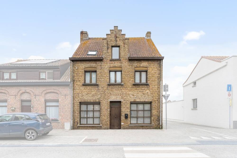 Huis te  koop in Diksmuide 8600 185000.00€ 8 slaapkamers 215.00m² - Zoekertje 523941
