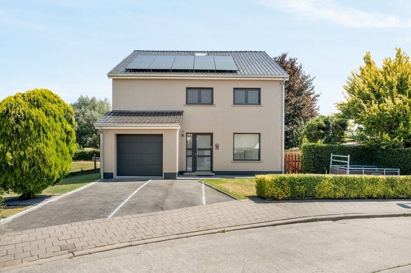 Huis te  koop in Hooglede 8830 495000.00€ 3 slaapkamers 189.00m² - Zoekertje 523126