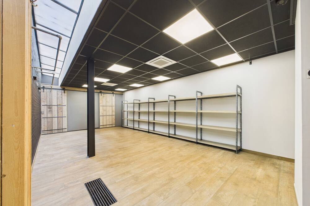 Handelszaak te koop in Menen 8930 315000.00€ slaapkamers 160.00m² - Zoekertje 523842