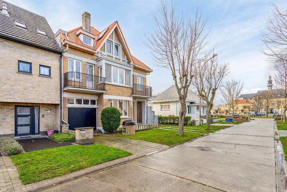 Villa te  koop in Wenduine 8420 775000.00€ 7 slaapkamers 261.00m² - Zoekertje 523831