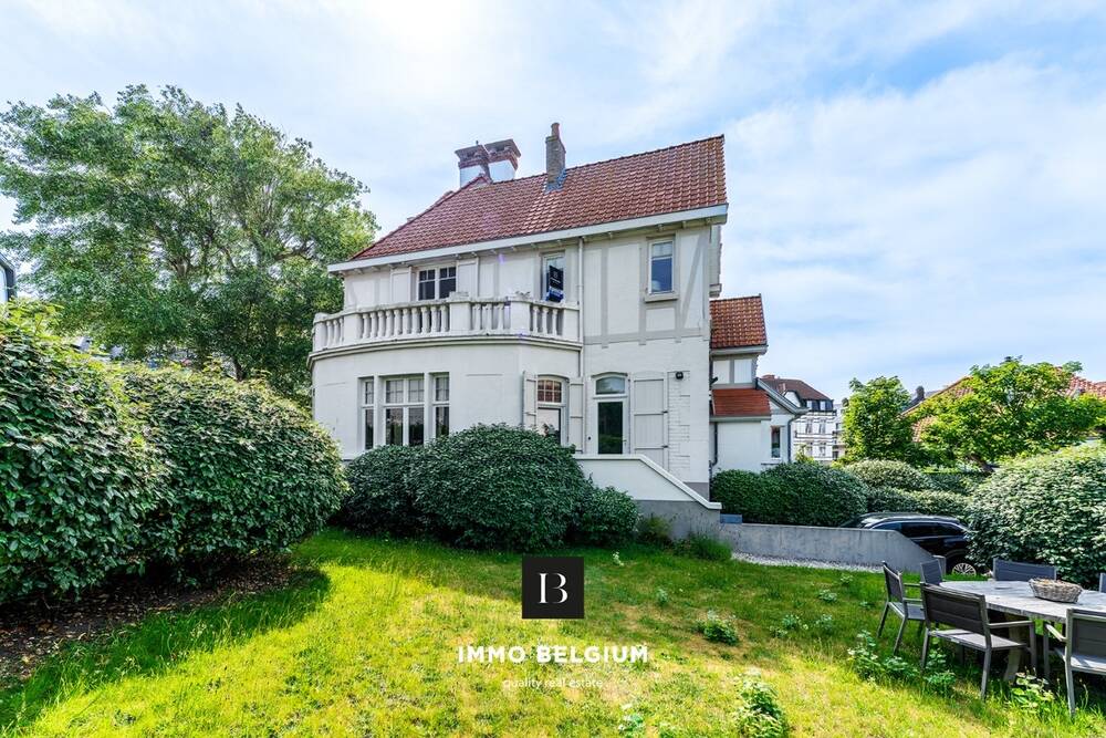 Villa te koop in De Haan 8420 1295000.00€ 5 slaapkamers 243.00m² - Zoekertje 523992