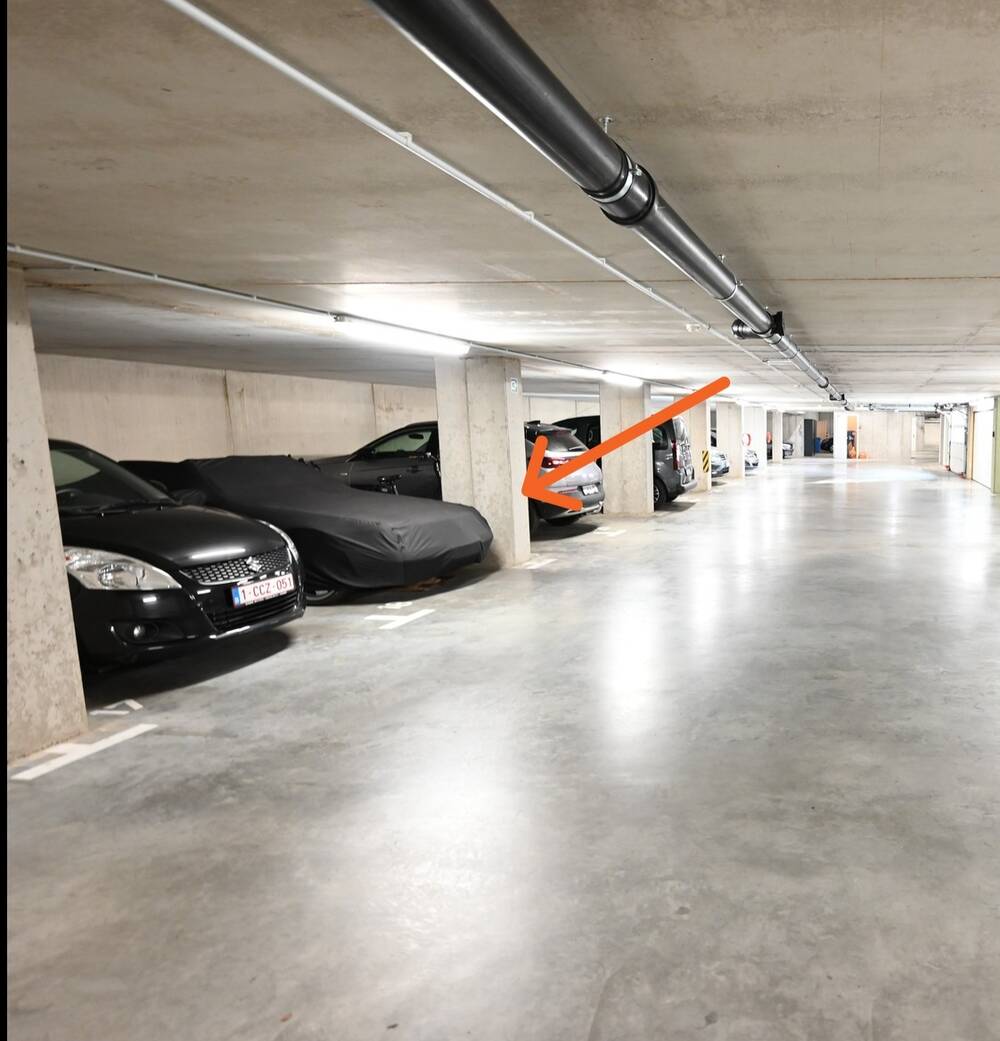 Parking & garage te  koop in Assebroek 8310 20000.00€  slaapkamers m² - Zoekertje 524241