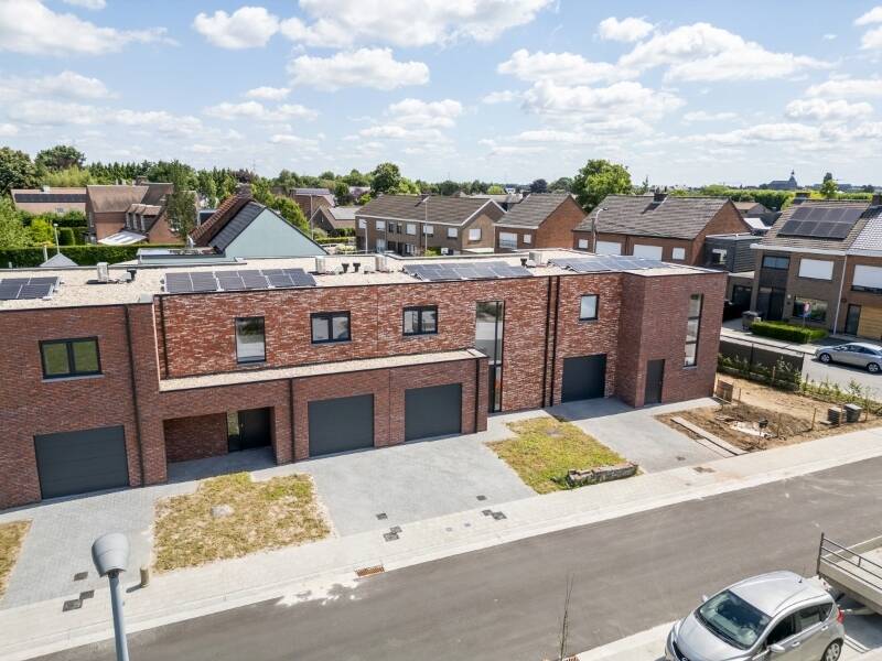 Huis te  koop in Kuurne 8520 320000.00€ 3 slaapkamers m² - Zoekertje 524362