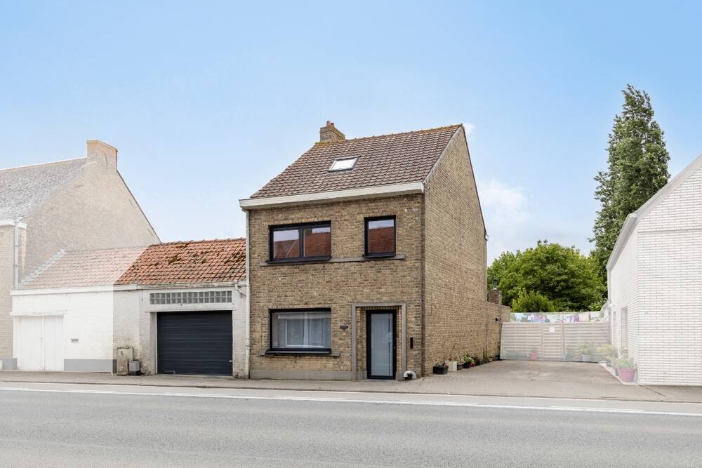 Huis te  koop in Diksmuide 8600 279000.00€ 3 slaapkamers 220.00m² - Zoekertje 524899