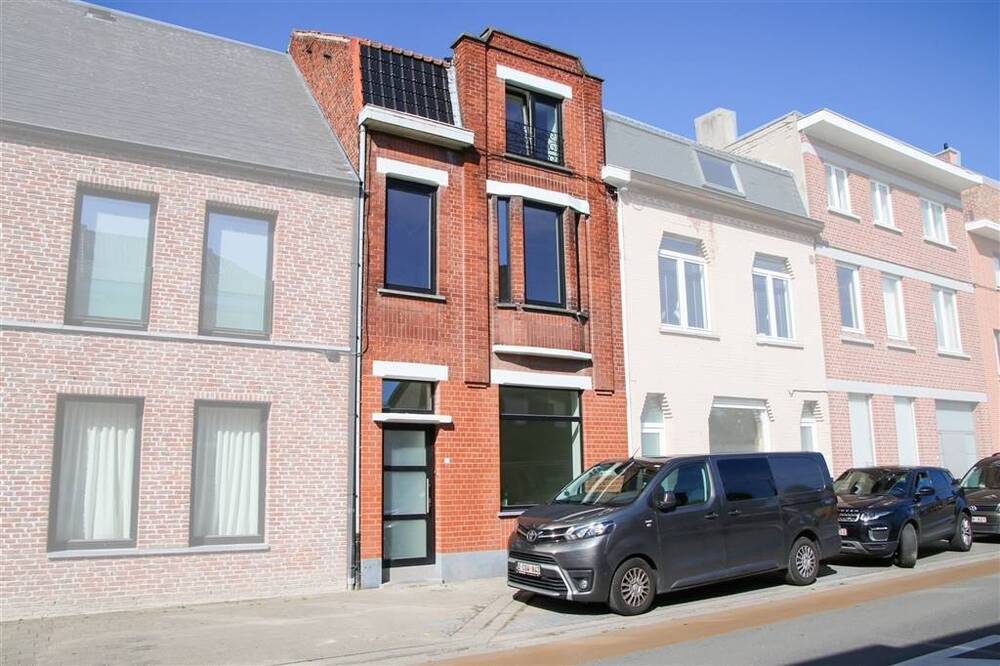 Huis te koop in Kortrijk 8500 379000.00€ 3 slaapkamers 165.00m² - Zoekertje 526589