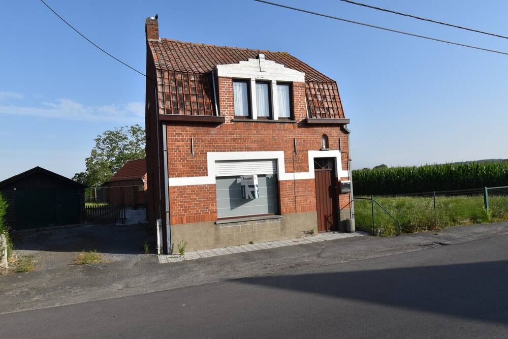Huis te koop in Wingene 8750 330000.00€ 3 slaapkamers 126.00m² - Zoekertje 525146