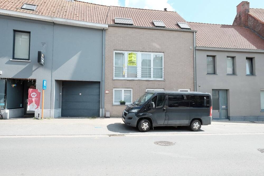 Appartement te  huur in Hooglede 8830 800.00€  slaapkamers m² - Zoekertje 525063