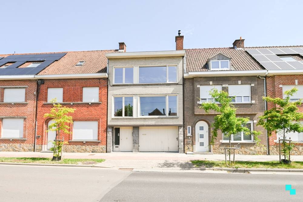 Huis te koop in Izegem 8870 164000.00€ 3 slaapkamers 183.00m² - Zoekertje 525148