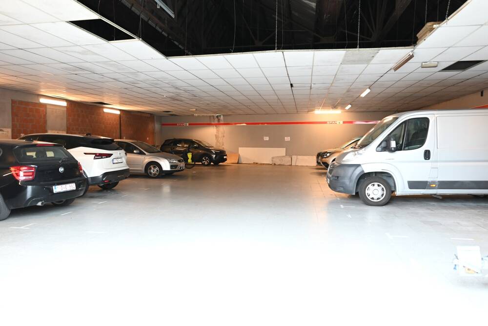 Parking te  in Bredene 8450 70.00€  slaapkamers m² - Zoekertje 528450