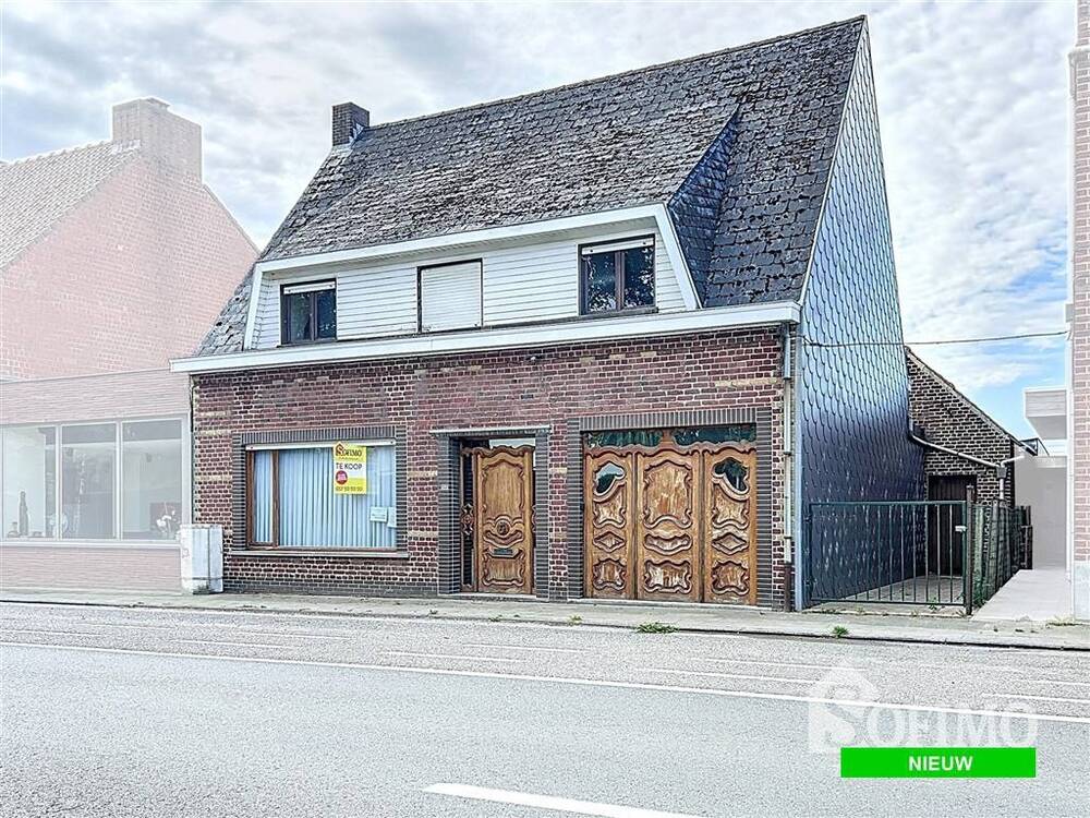 Huis te koop in Vlamertinge 8908 249000.00€ 3 slaapkamers 250.00m² - Zoekertje 531032