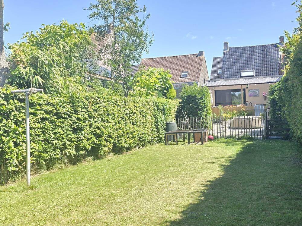Huis te  koop in Lombardsijde 8434 349000.00€ 2 slaapkamers 152.00m² - Zoekertje 531267