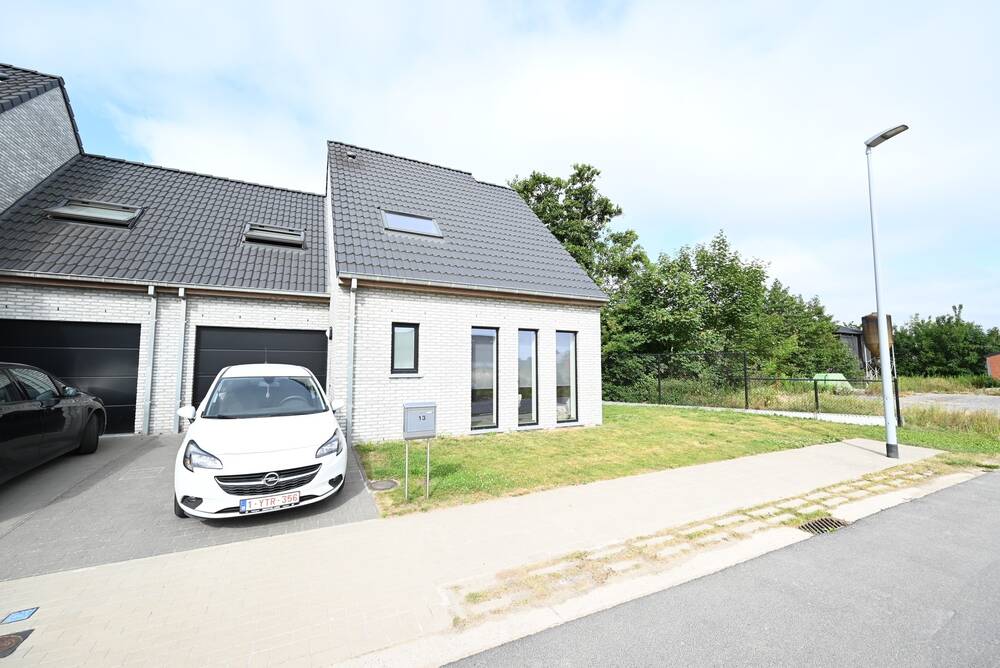 Huis te koop in Roeselare 8800 365000.00€ 3 slaapkamers m² - Zoekertje 531709