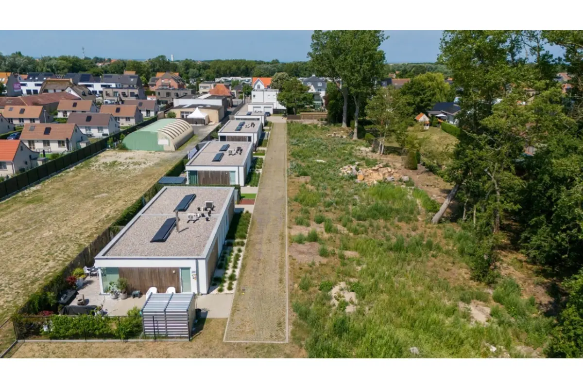 Huis te  koop in Lombardsijde 8434 290000.00€ 2 slaapkamers 80.00m² - Zoekertje 531509