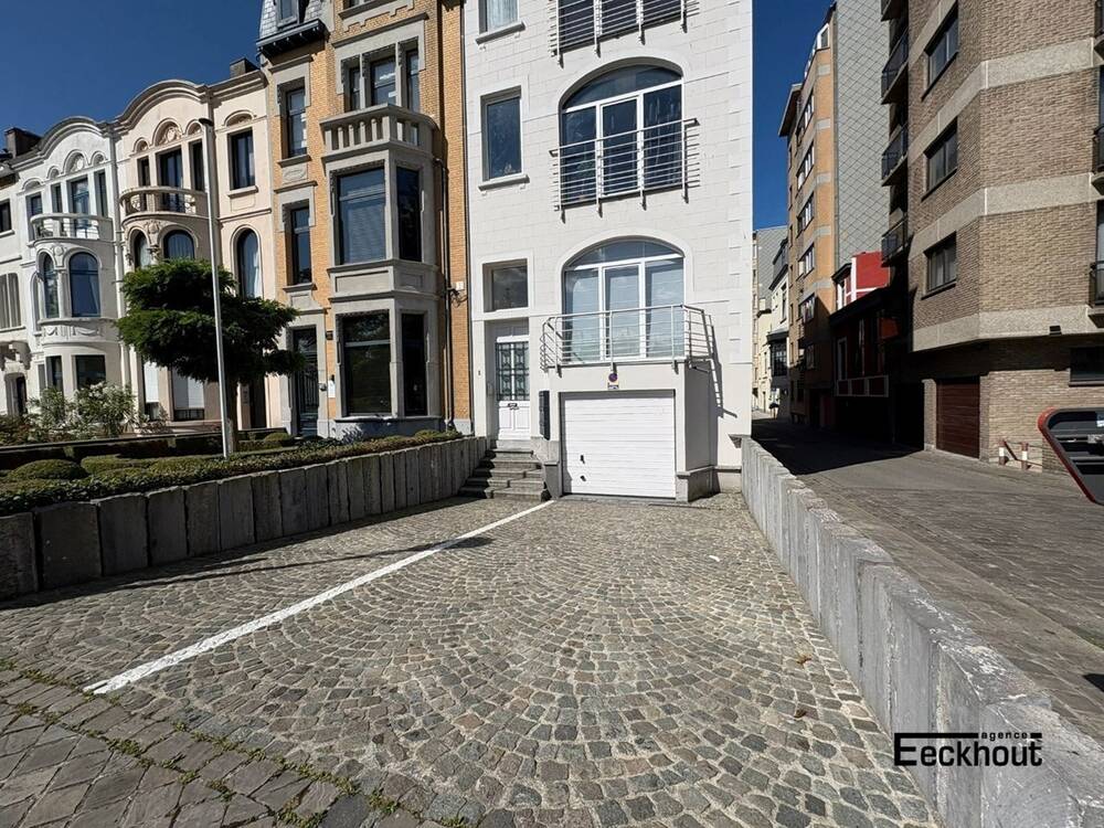 Parking & garage te  koop in Oostende 8400 99000.00€  slaapkamers m² - Zoekertje 532497