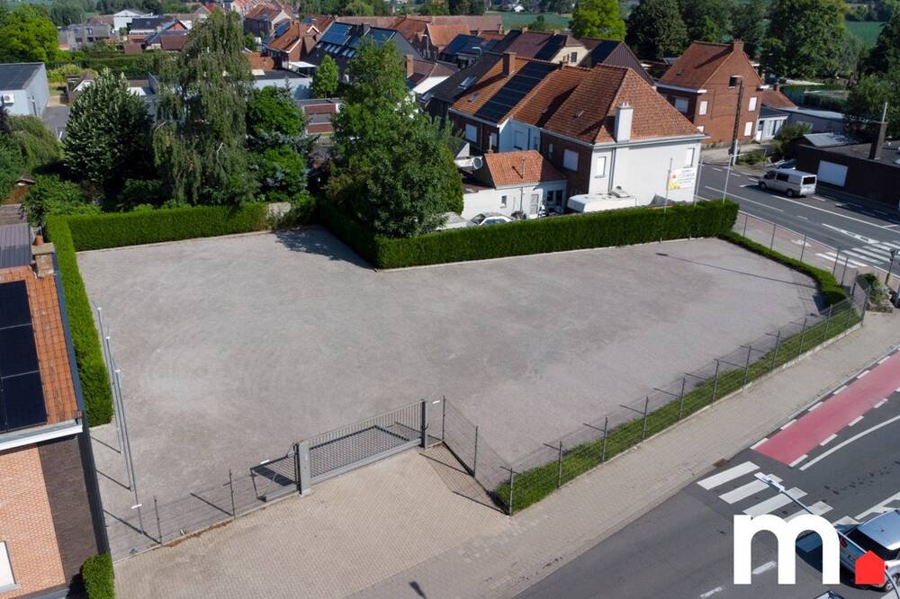 Handelszaak te koop in Rekkem 8930 375000.00€ slaapkamers m² - Zoekertje 532488