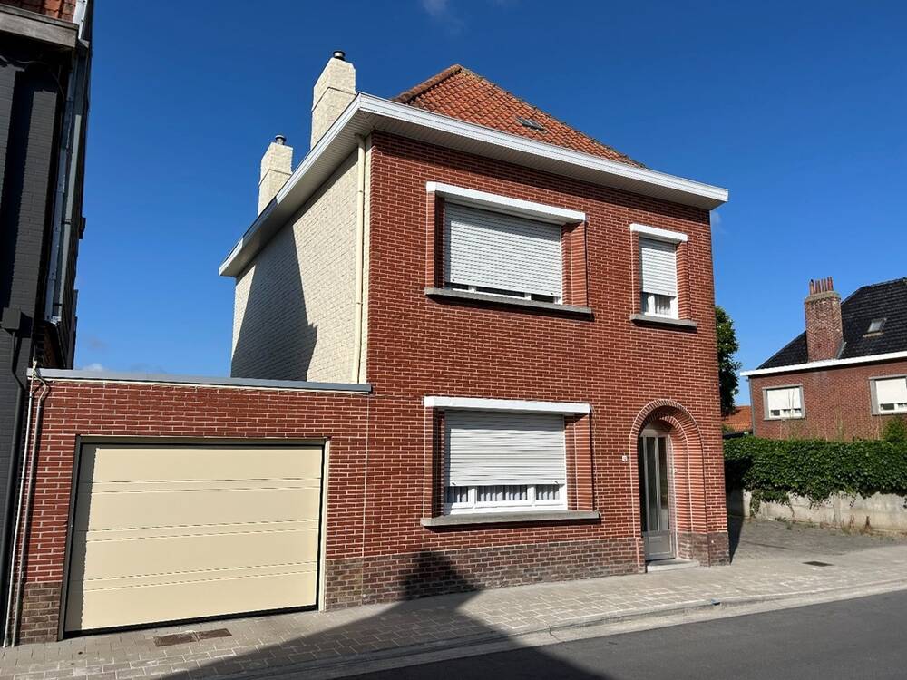 Huis te  koop in Wakken 8720 229000.00€ 3 slaapkamers m² - Zoekertje 533387