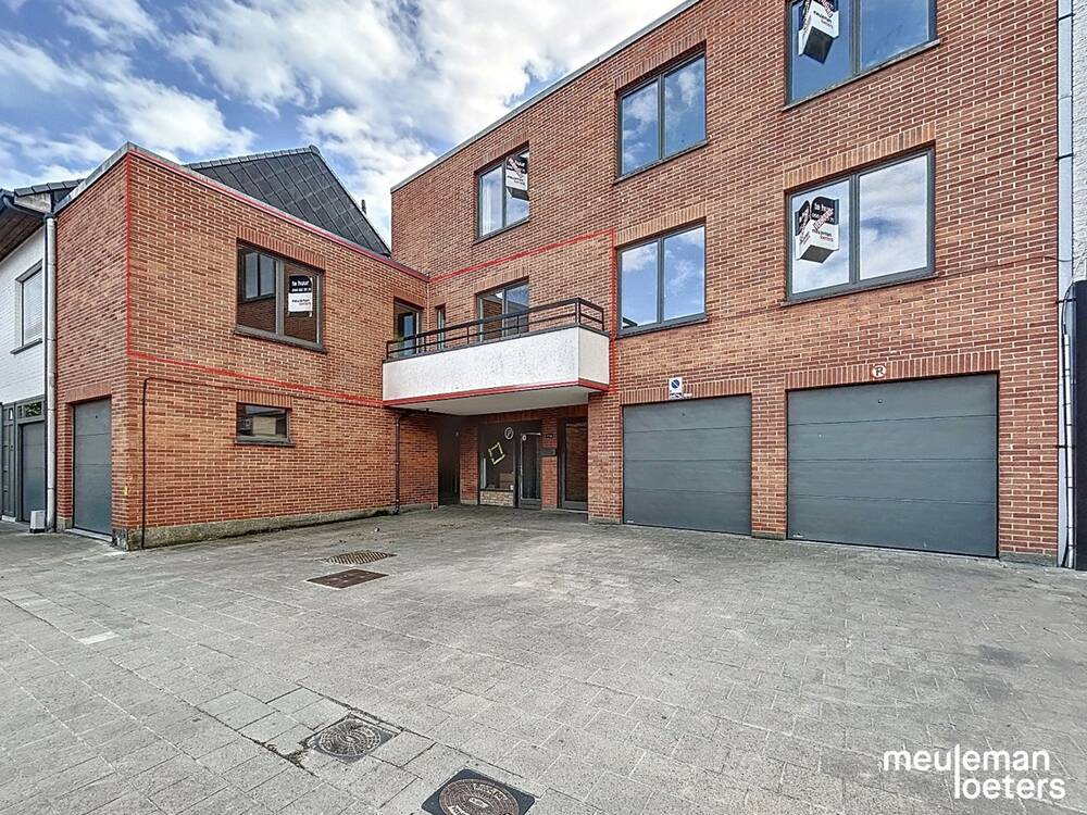 Appartement te  huur in Assebroek 8310 925.00€ 3 slaapkamers 103.00m² - Zoekertje 533857