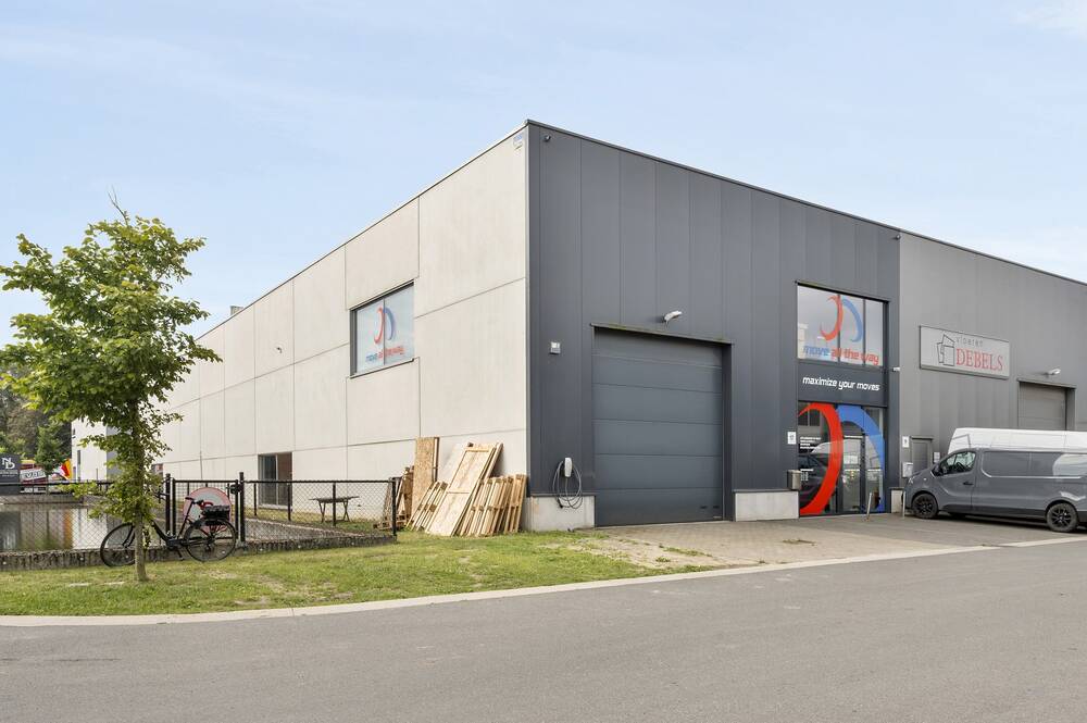 Huis te  koop in Deerlijk 8540 495000.00€  slaapkamers 317.00m² - Zoekertje 536398
