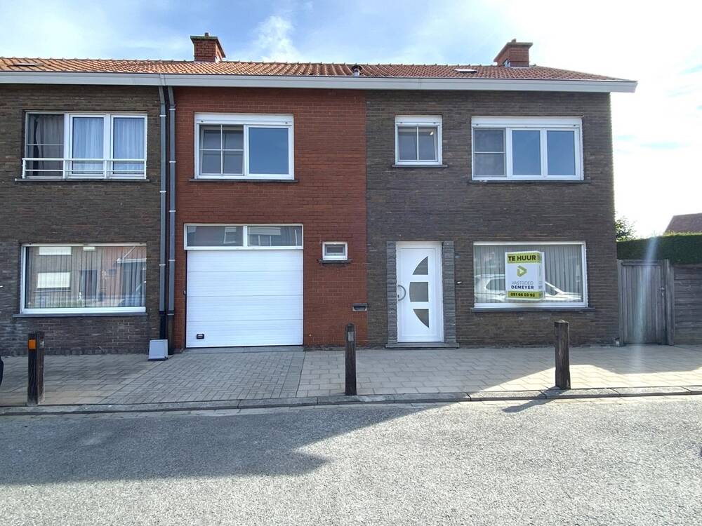 Huis te huur in Pittem 8740 925.00€ 3 slaapkamers 157.00m² - Zoekertje 536066