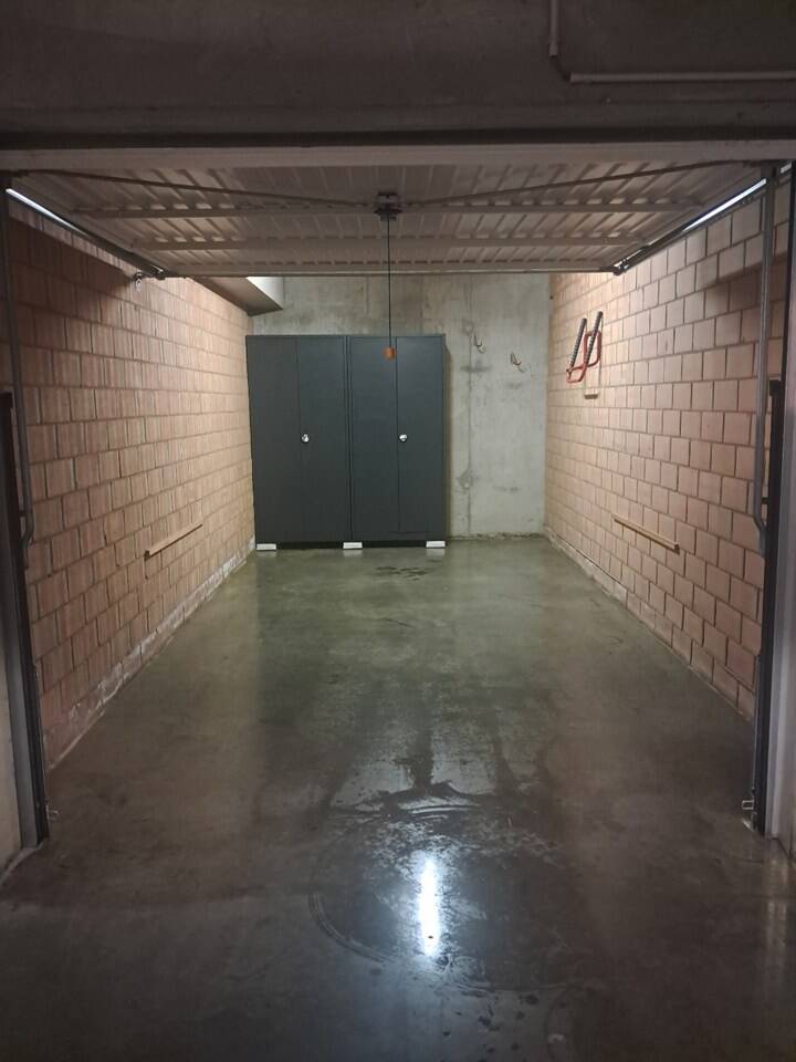 Parking & garage te  huur in Koksijde 8670 100.00€  slaapkamers m² - Zoekertje 535660