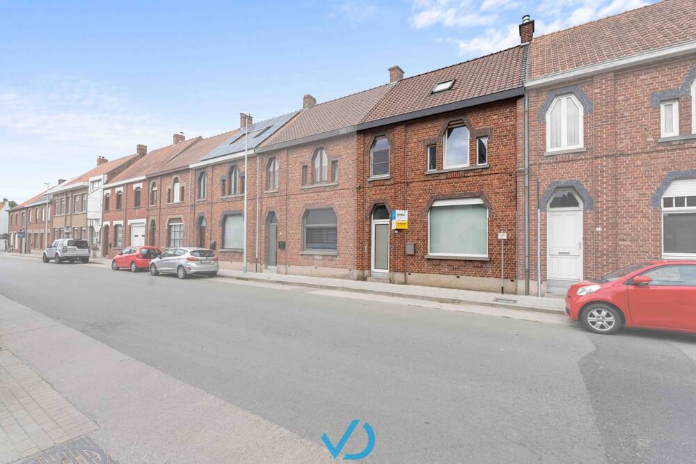 Huis te  koop in Elverdinge 8906 230000.00€ 4 slaapkamers 145.00m² - Zoekertje 535678